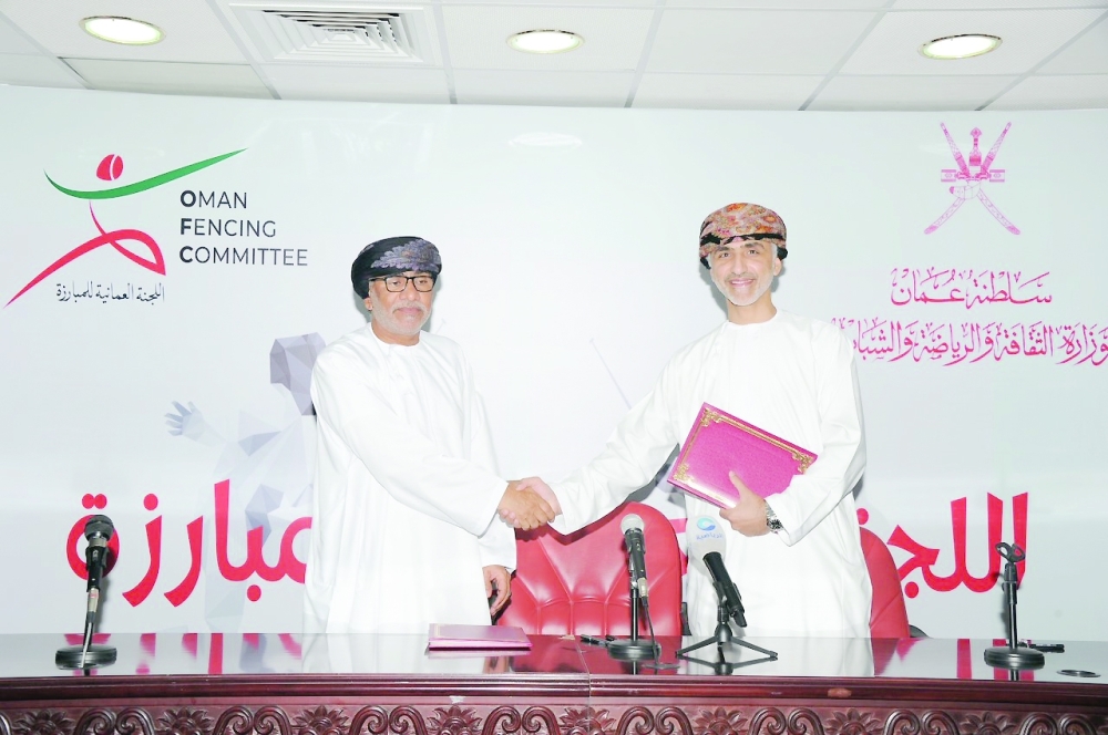 OFC Signs Agreements with Domestic Clubs to Develop Fencing